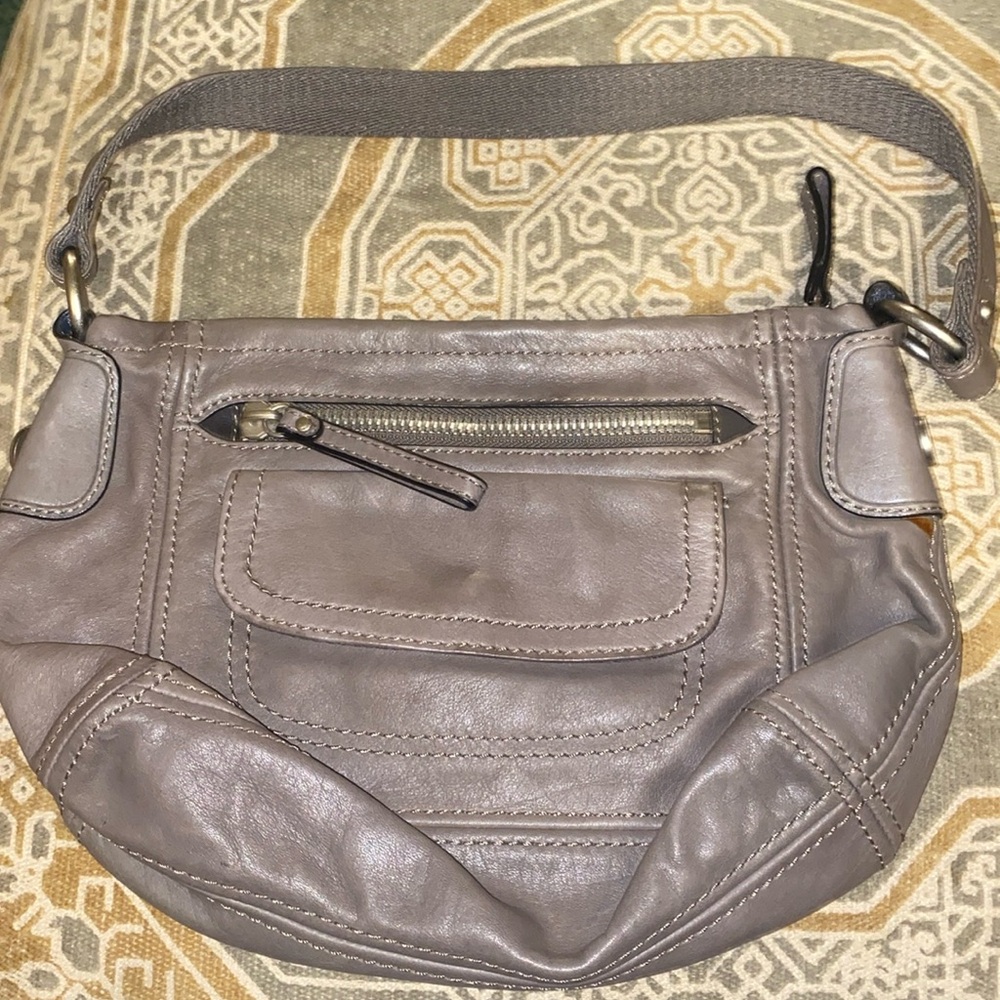 Like New Fossil Leather Shoulder Bag